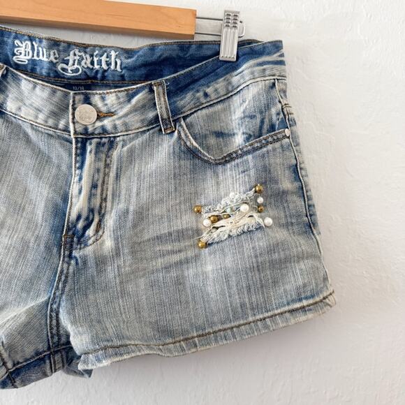 Blue Faith Embelished Distressed Denim Shorts Y2K - Picture 3 of 6